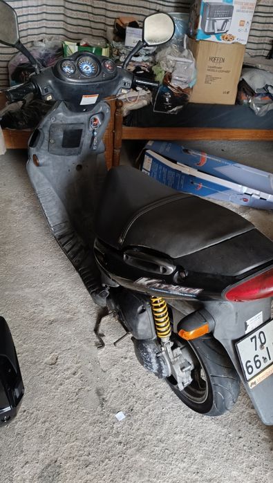 Vendo Suzuki katana