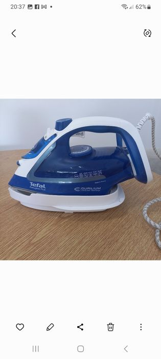Ferro de passar a  vapor  Tefal Easygliss Plus