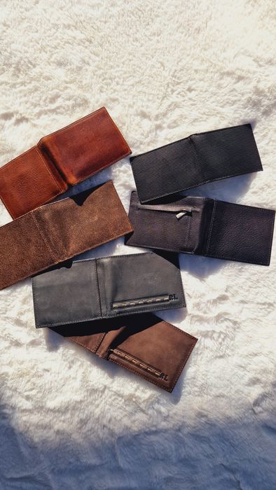 Diversas carteiras unisexo