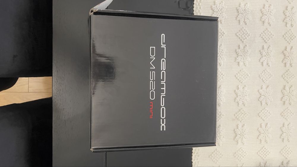 Recetor Satélite Dreambox DM 520 mini (Full HD) - Completo na Caixa