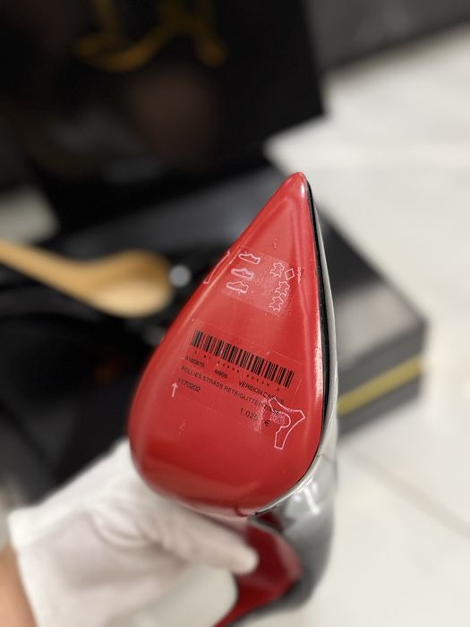 Szpilki Louboutin Black Leather