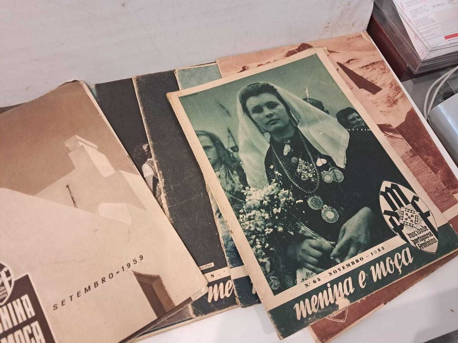 Coleção de revistas "Menina e Moça"