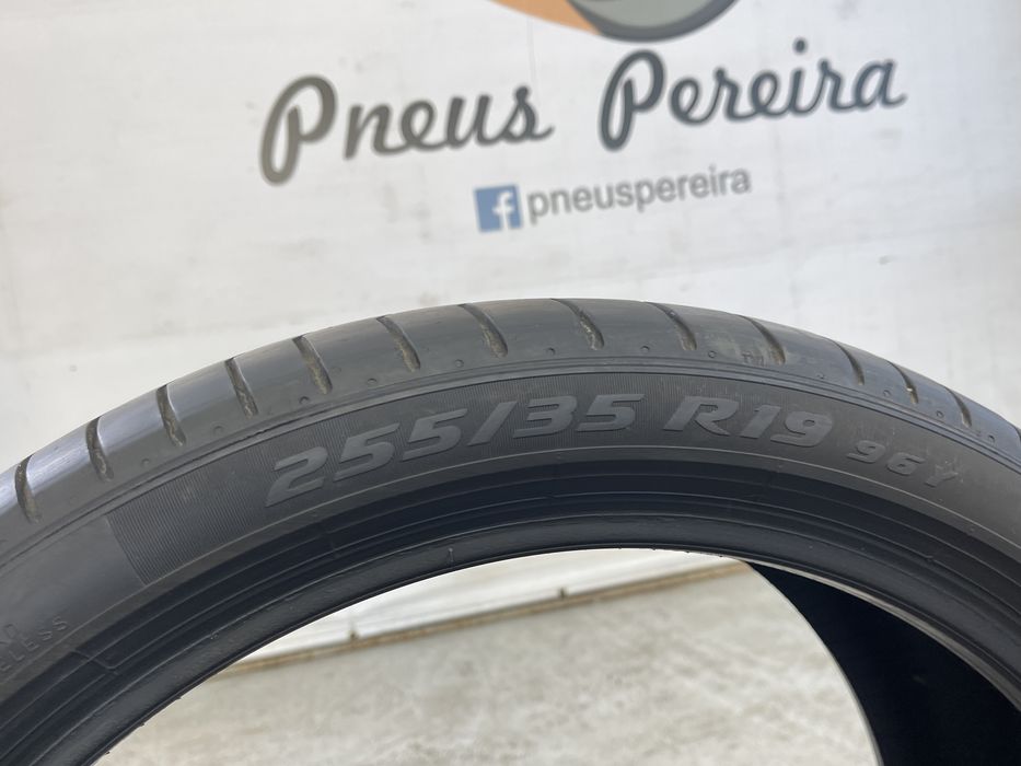Pneus 255-35r19 Pirelli como novos