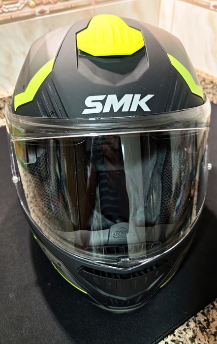 Capacete modular SMK Tekker tamanho XL em excelente estado