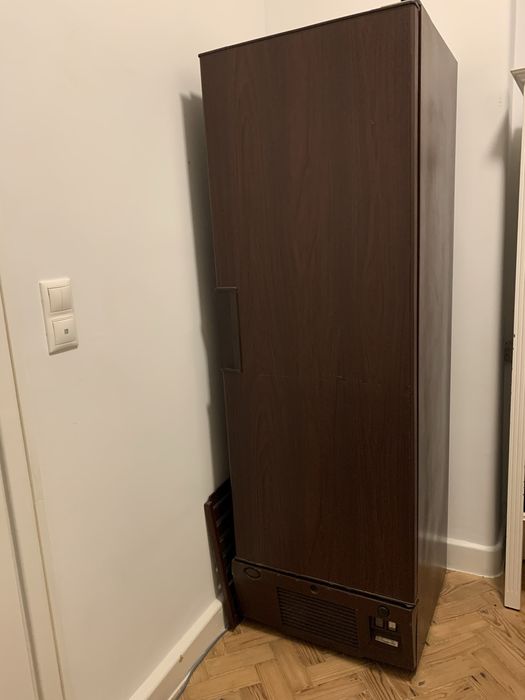 Refrigerador de Vinhos