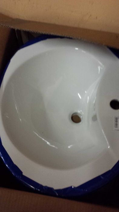 sprzedam umywalki wpuszczane