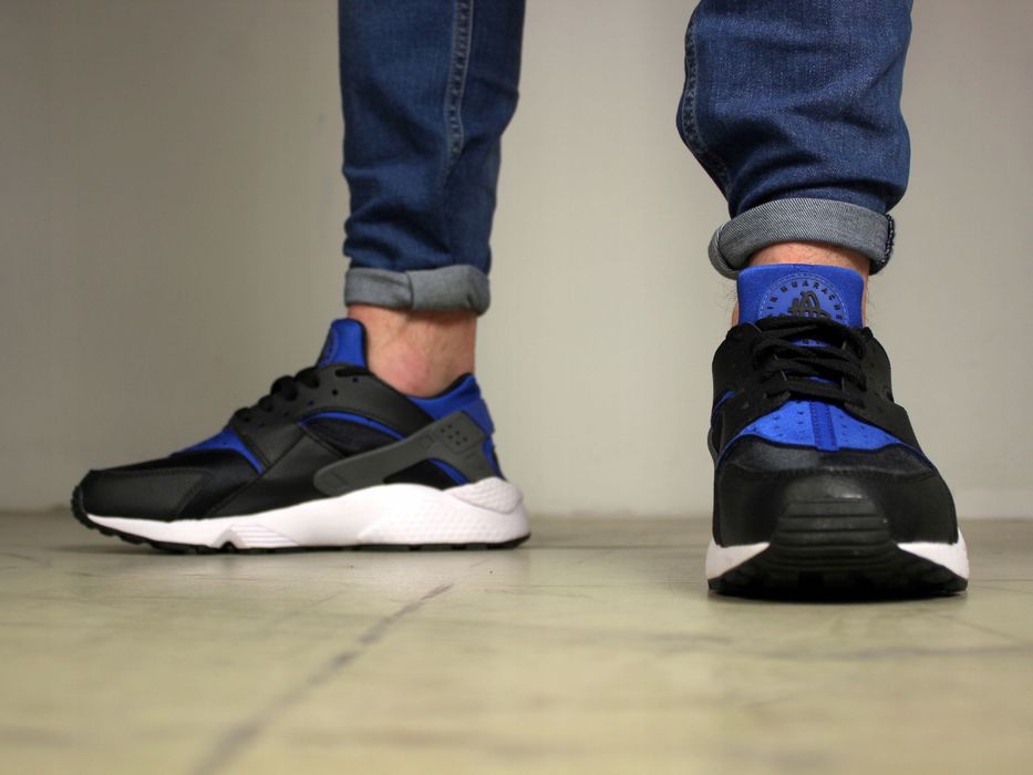 Sneakersy NIKE Huarache