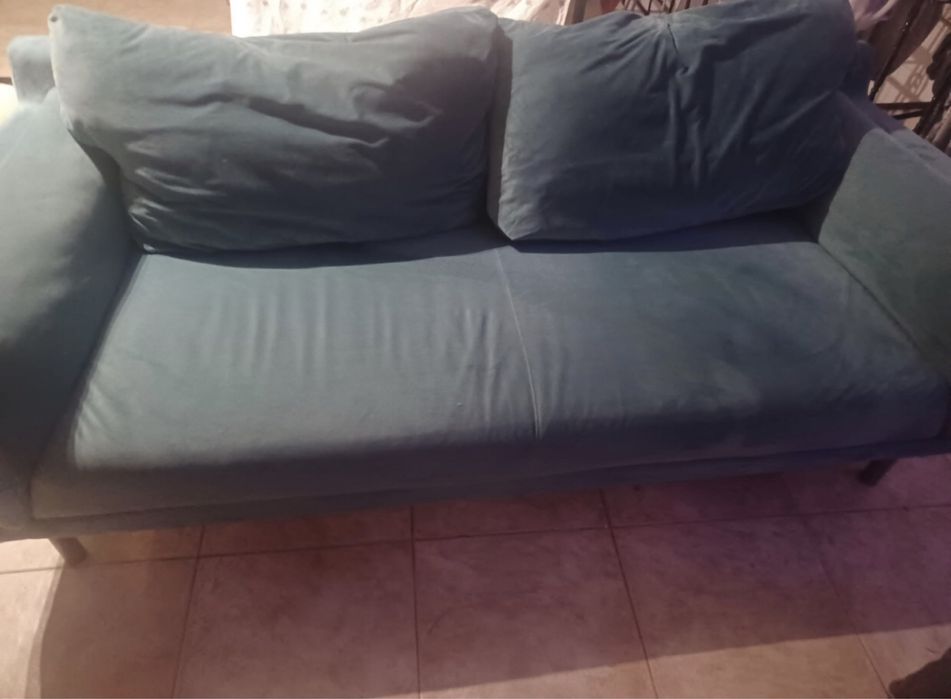 Sofá Azul Veludo