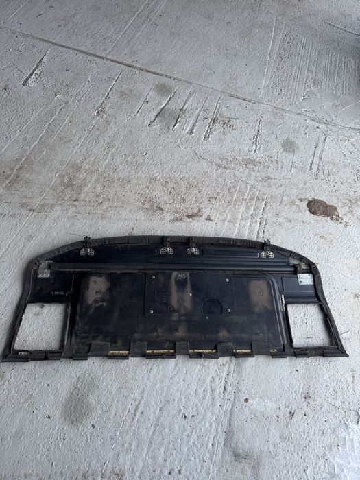 Продам заднюю полку со шторкой бмв е34/е32