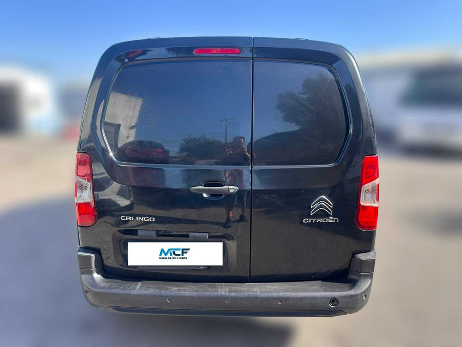 Citroën Berlingo 1.5 BLUEHDI 100 de 2021 Salvado