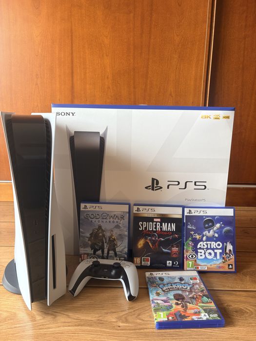 Playstation 5 825 gb + comando + 4 jogos