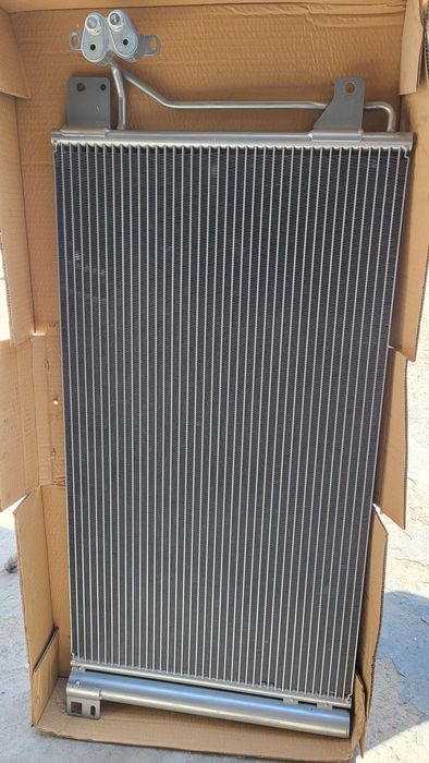 Радіатор кондиціонера Volkswagen T5