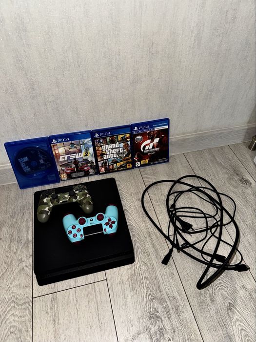 PlayStation 4 Slim 1Tb