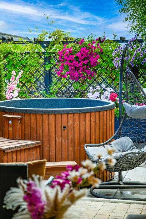 Dziś.GÓRA CHEŁM elektryczne jacuzzi ,SAUNA finska,g.solna,plac zabaw