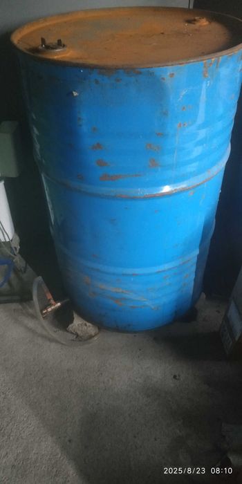 Продам бочку 200 л