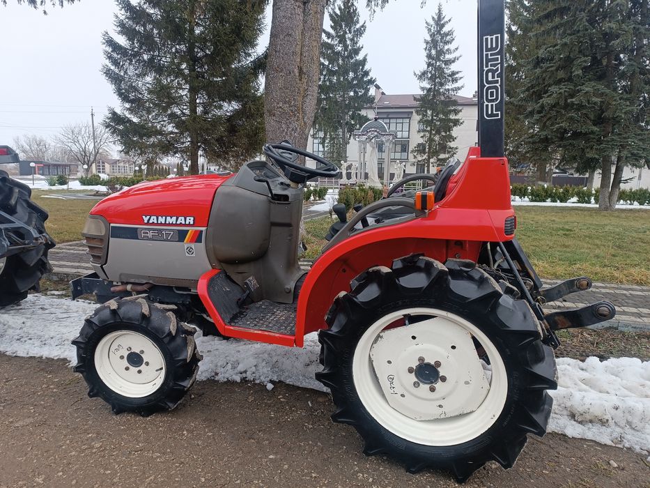 Японський мінітрактор.Трактор Янмар .Кубота.