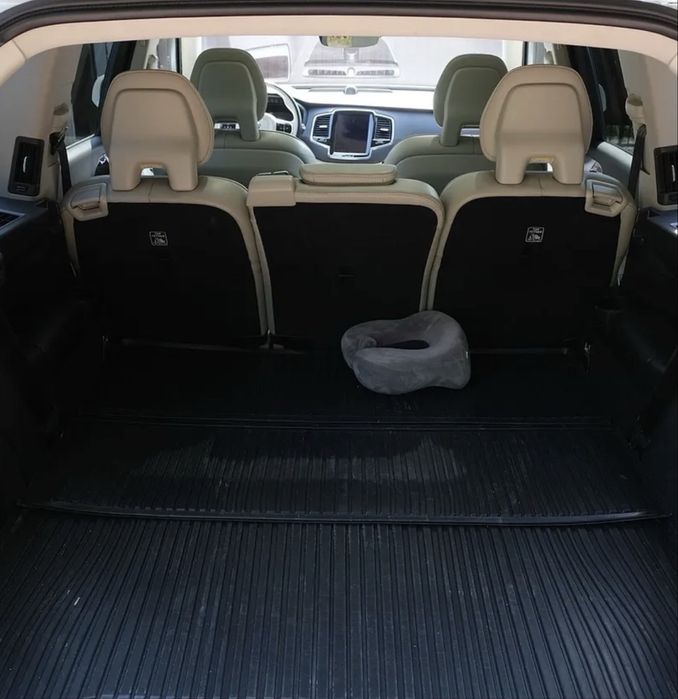 Продам Volvo XC90