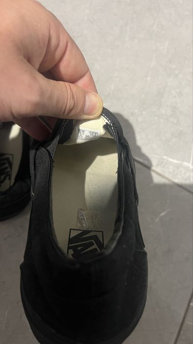 Чорні кеди-сліпони Vans Classic Slip-On