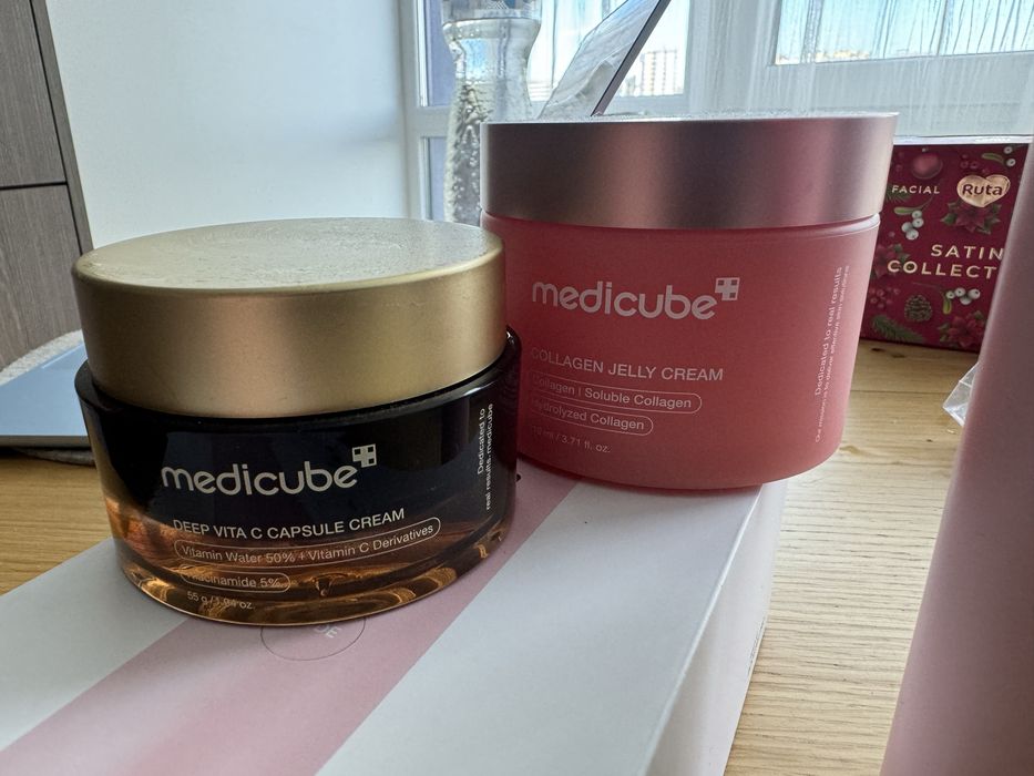 Medicube age-r booster pro ( в подарунок 3 крема)