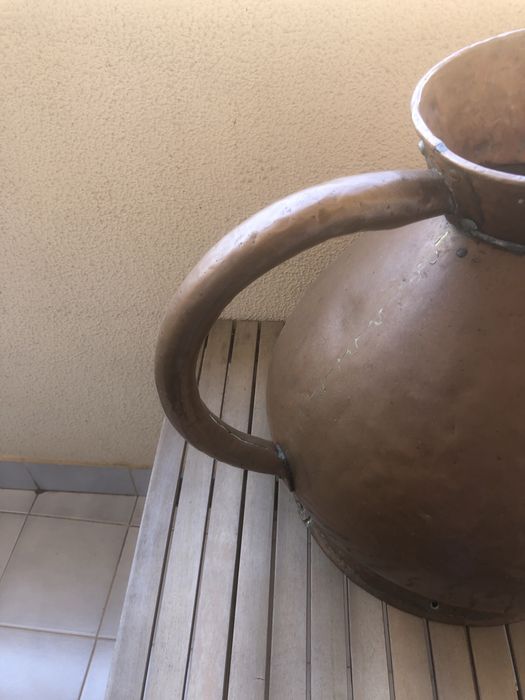 Jarro antigo em cobre