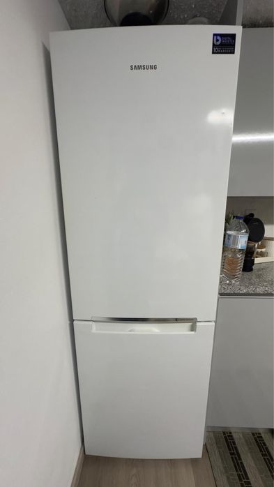 Frigorifico samsung 1,86cm altura