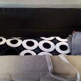 Sofá de 3 lugares acolchoado