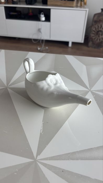 Bule para Acamados em Porcelana Portuguesa V.A. – Vintage