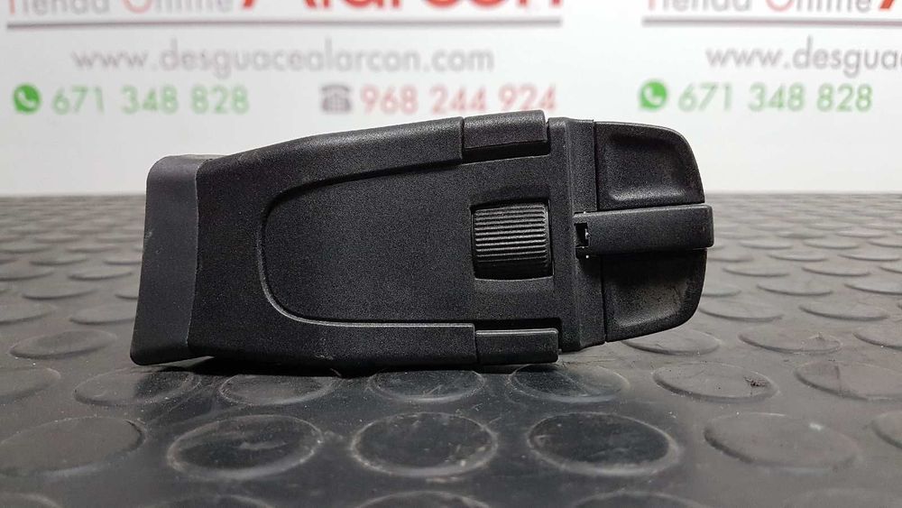 CONTROLE DO SISTEMA DE ÁUDIO / RÁDIO CD SEAT IBIZA SC (6J1) REFERENCE