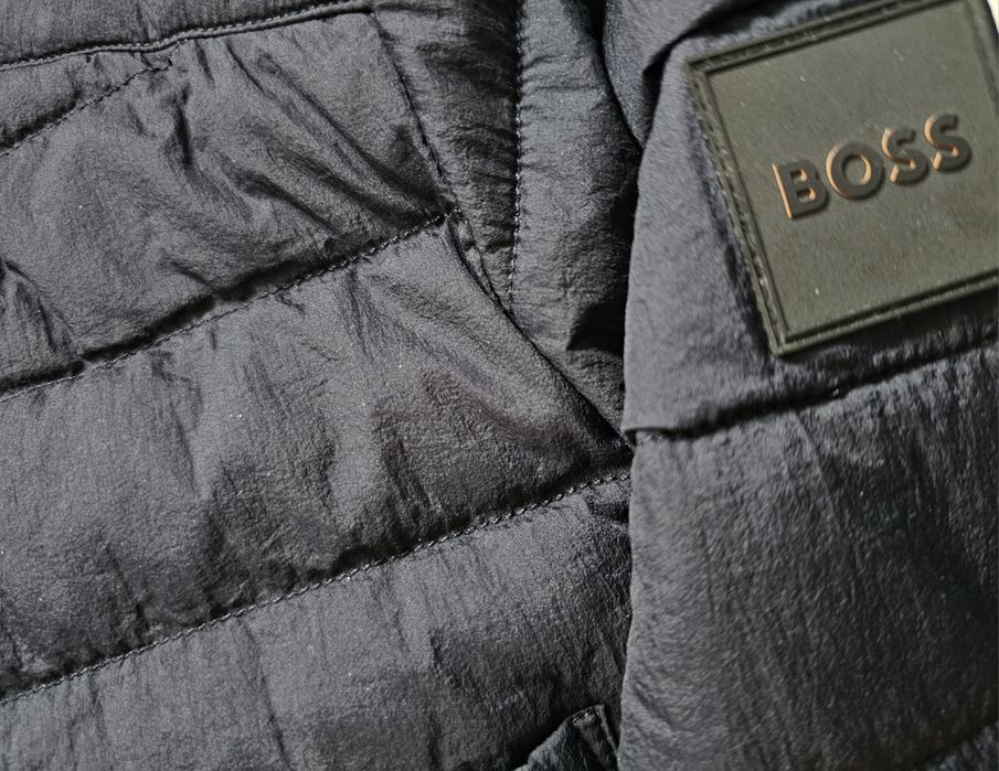 Hugo Boss nowa kurtka męska lekko ocieplana r. L