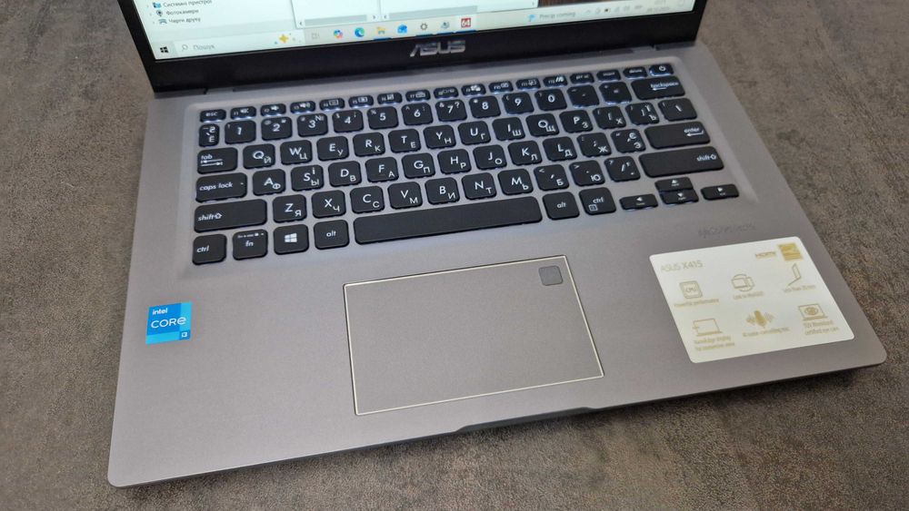 Ноутбук Asus Vivibook / i3-1115G4/12Gb/ 256Gb/Гарантия