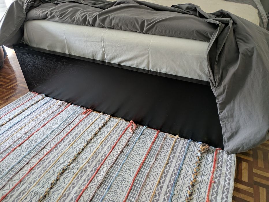 Cama IKEA Malm c/ 4 gavetões + estrado 140x200cm