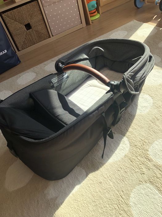 Carrinho Jane trio Kawai.Carrinho passeio; alcofa; base isofix; ovinho