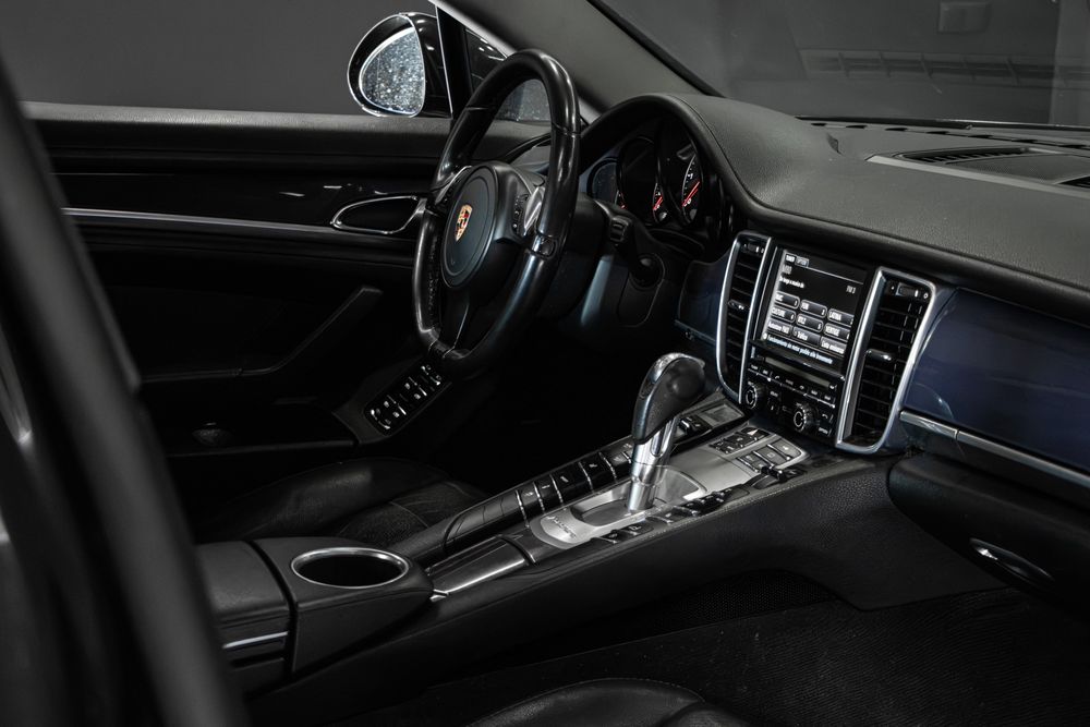 Porsche Panamera 3.0 Diesel 250 CV Ano 2012