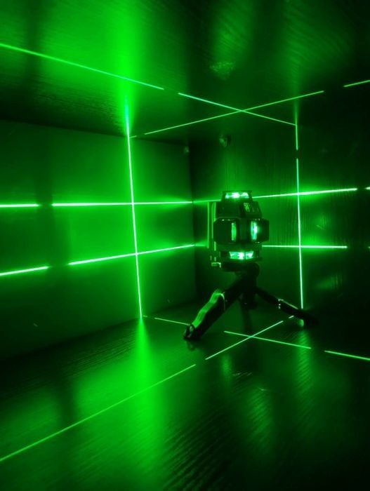 Poziomica laserowa 4D Hilda 16 linii 360° – Idealna do prac budowlanyc