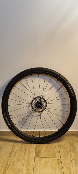 Koła gravel karbonowe Easton EC70 AX Disc z tarczami i oponami
