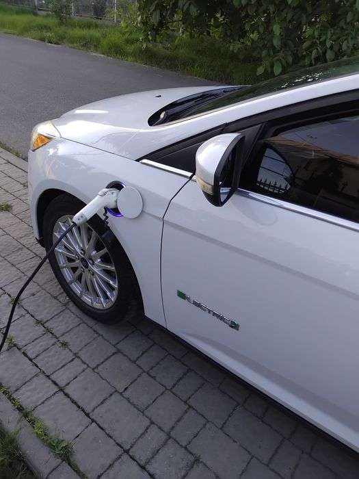 Ford focus Electric 2012   23 kw. ТЕРМІНОВО!