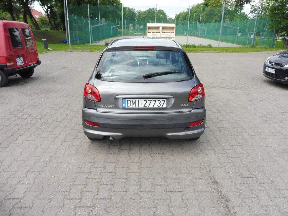 Peugeot 206 plus w bdb stanie tylko 144 tys km
