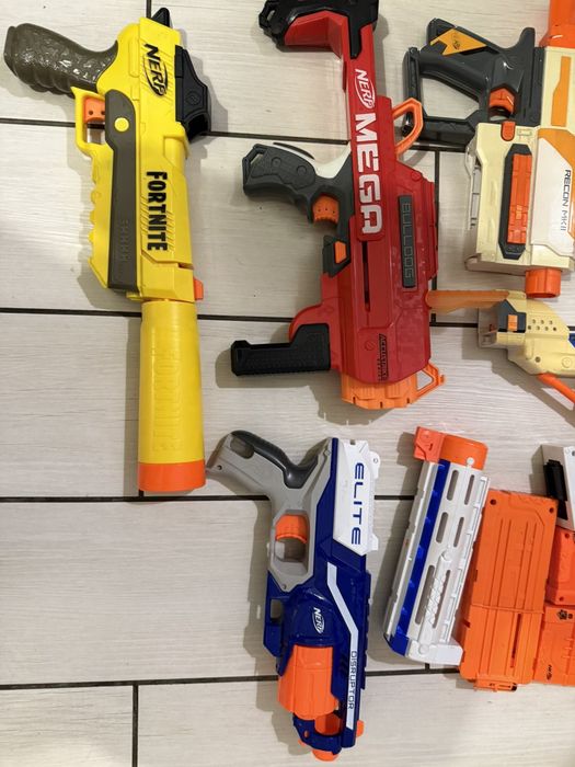 Продам nerf (Fortnite, mega, elite)