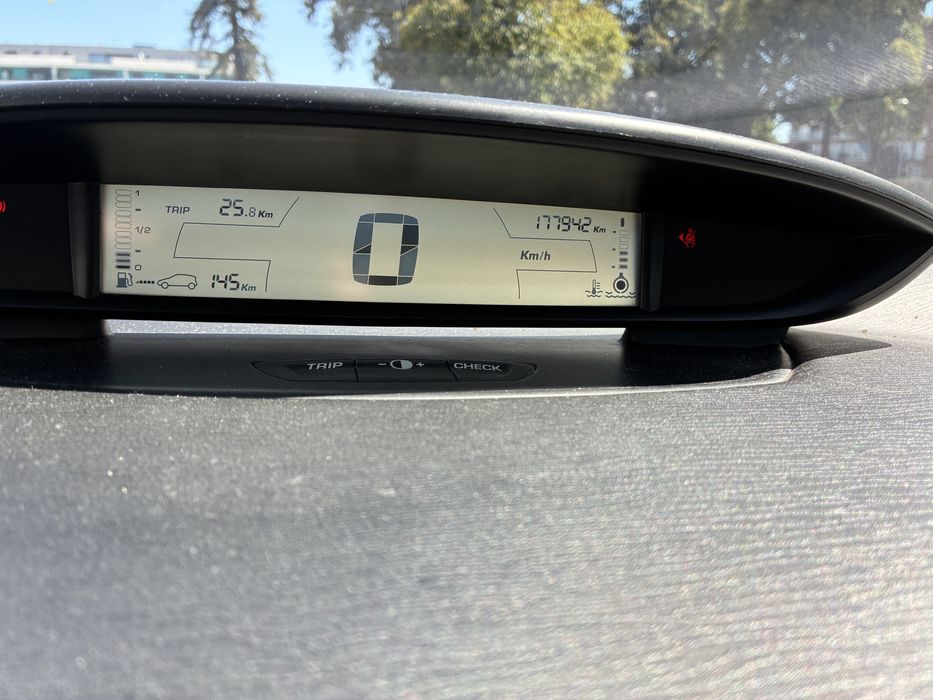 Citroen C4 1.4 gasolina Ler anuncio