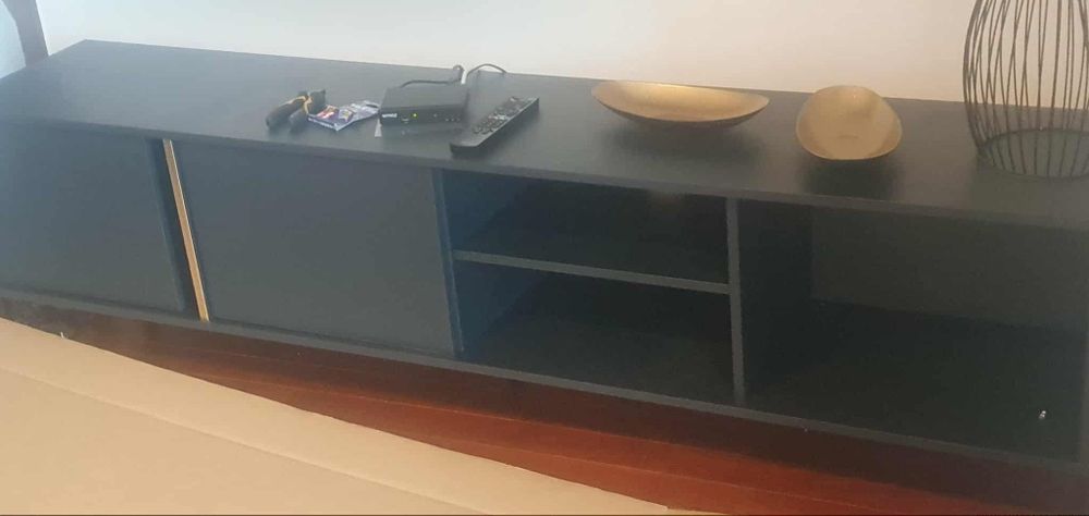 Szafka pod telewizor