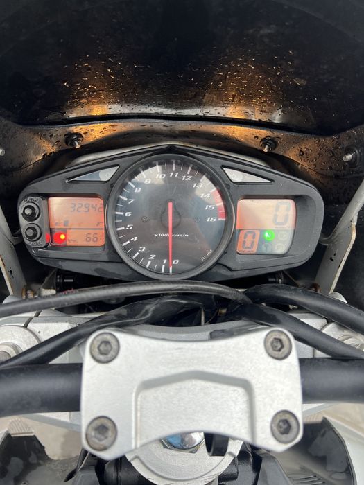 Suzuki gsr 600 2008 року