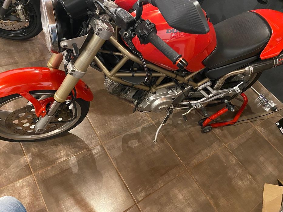 Ducati Monster M600