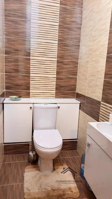 Продаж 2 кімнатної квартири