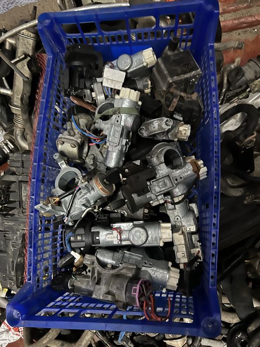 nissan x-trail t30 31 разборка замки дверные ключи кнопки троса