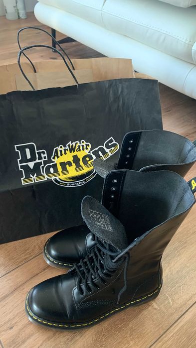 dr martens uk - купити чоловіче взуття - Ціна на OLX.ua