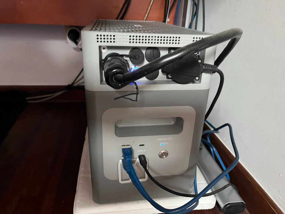 Deye AE-FS2.0-2H2 Magazyn energii 2000Wh + falownik 1000W UPS LiFePO4