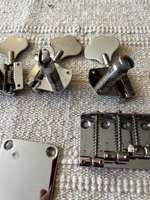 czesci do gitary basowej