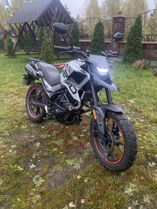 Мотоцкел текен 250