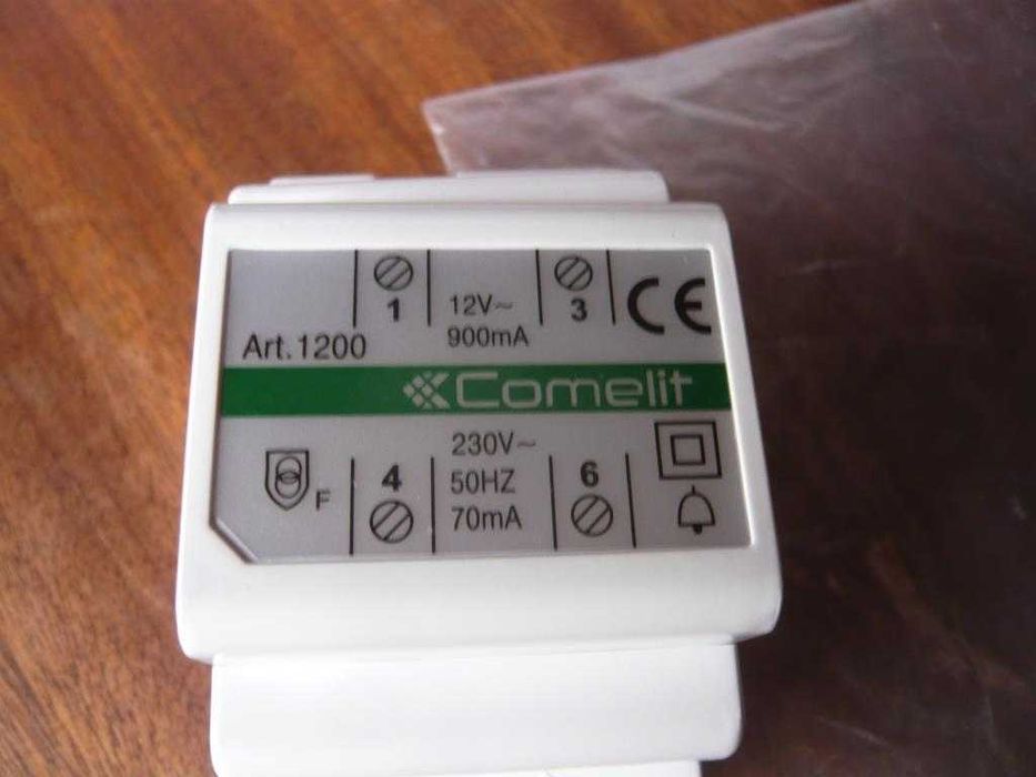 Transformador Comelit 1200 + caixa + base