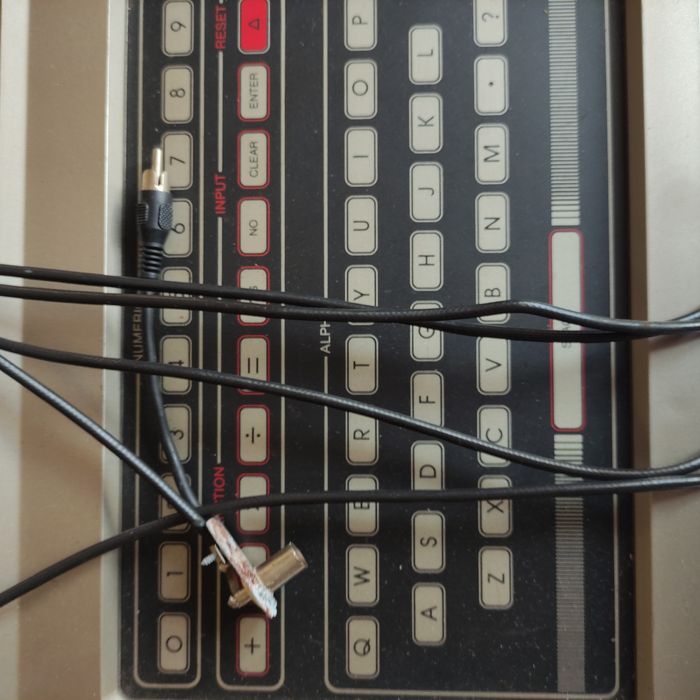 Игровая ретро консоль 8бит